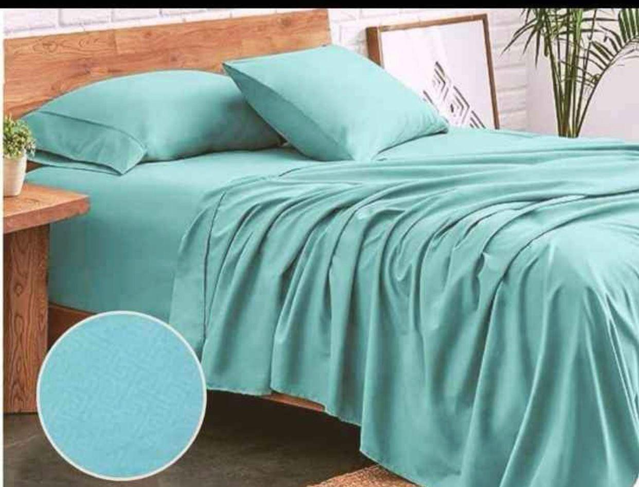 Combo Dream Rest (Sabanas + Protector Antifluidos + Cobija GRATIS 2 Almohadas)