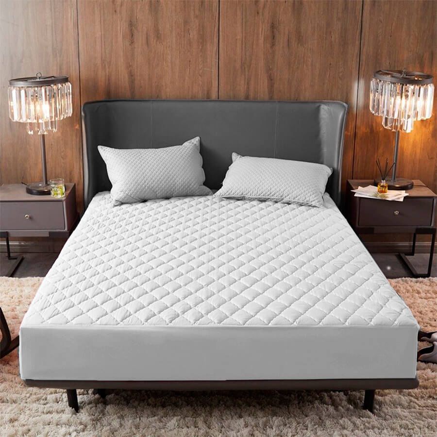 Combo Dream Rest (Sabanas + Protector Antifluidos + Cobija GRATIS 2 Almohadas)