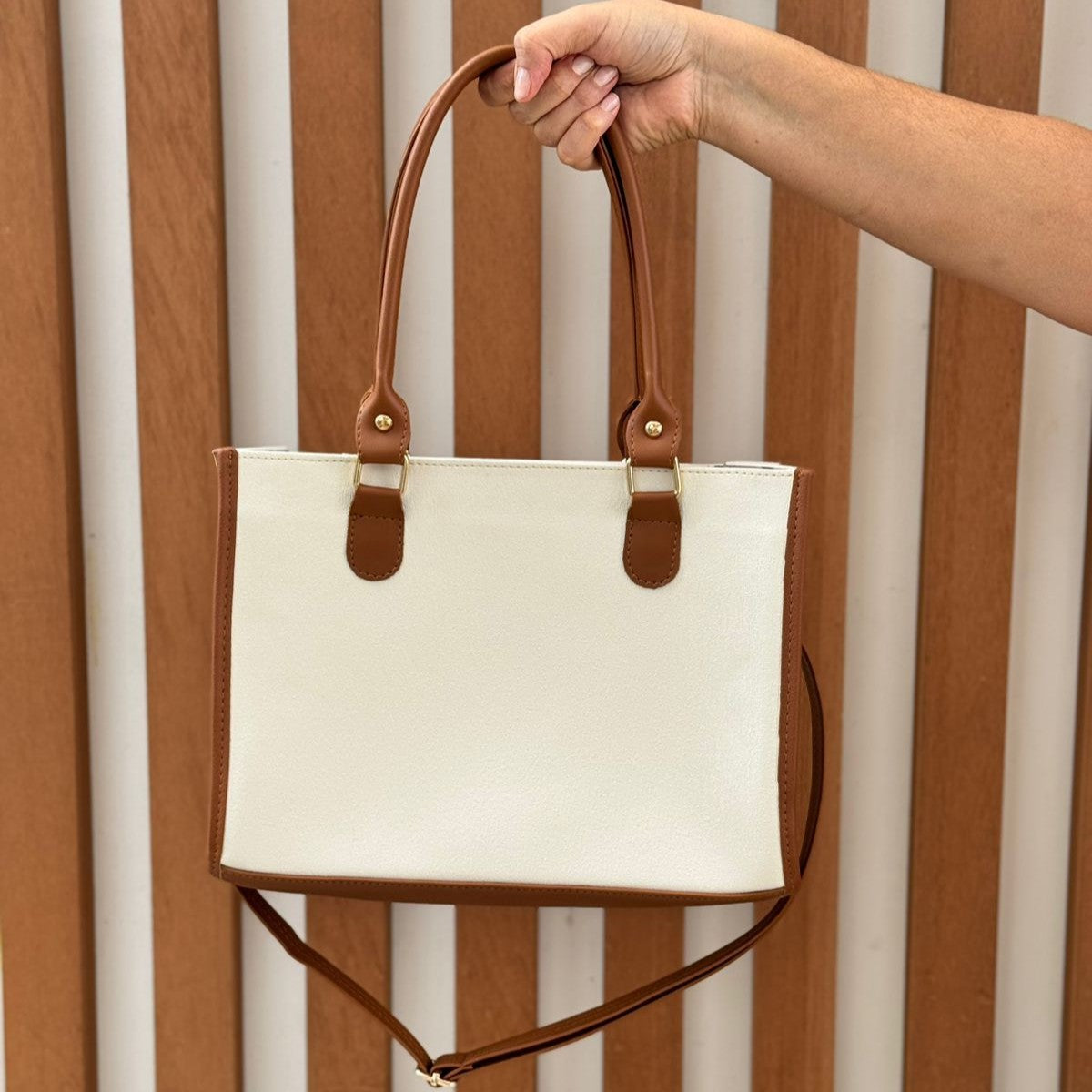 ¡Combo Exclusivo: Zapatillas + Bolso!