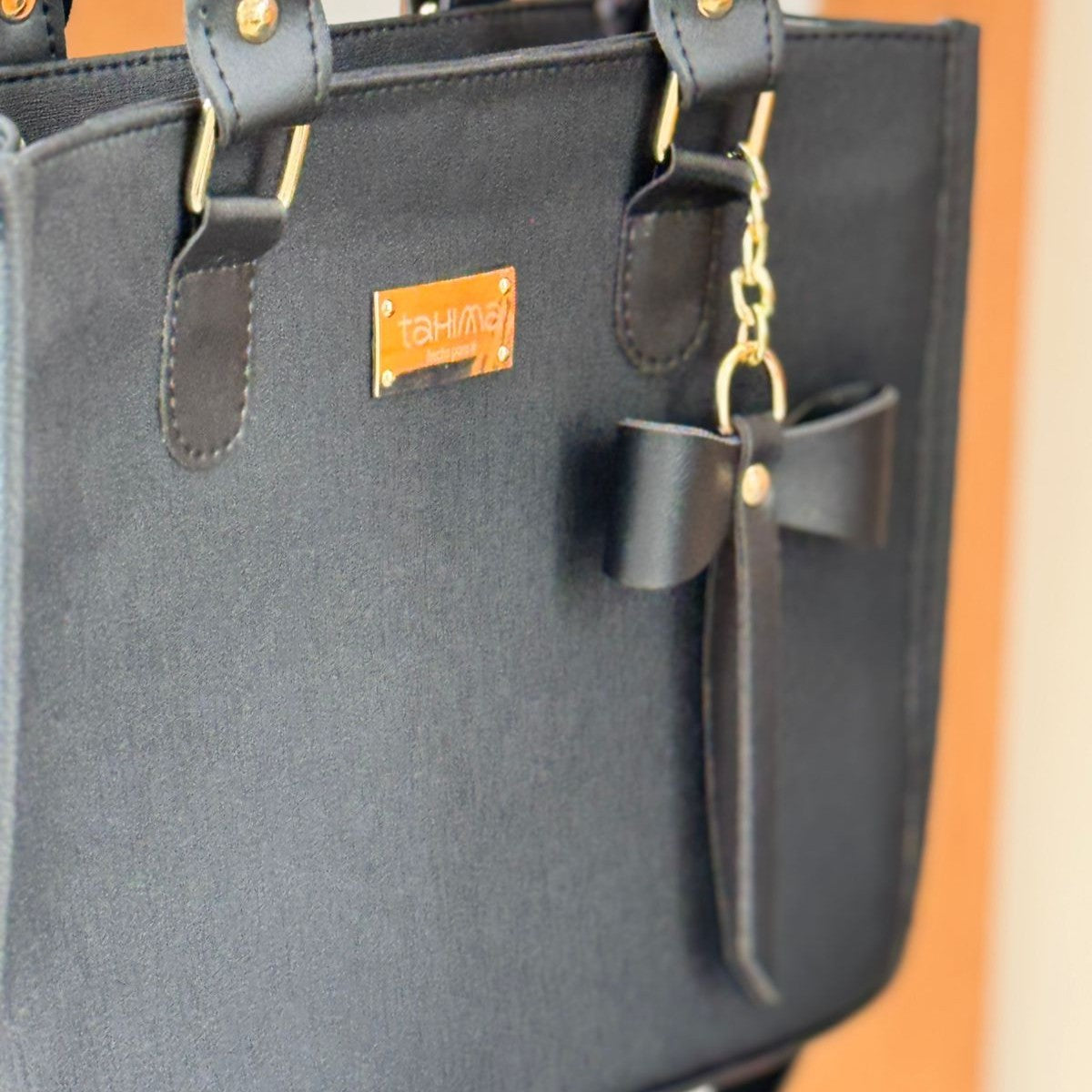 ¡Combo Exclusivo: Zapatillas + Bolso!